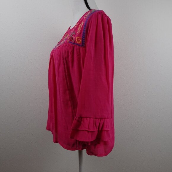 Figueroa & Flower Embroidered Tunic Top Women's Petite Size PM Pink Loose Fit - Picture 3 of 11